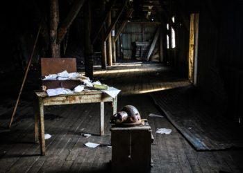 Svalbard - Inside a coal mine