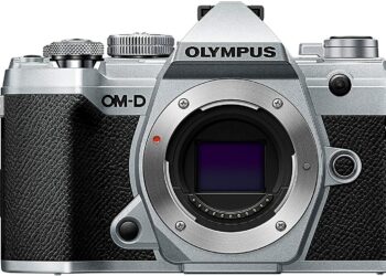 Olympus OM-D E-M5 Mark III